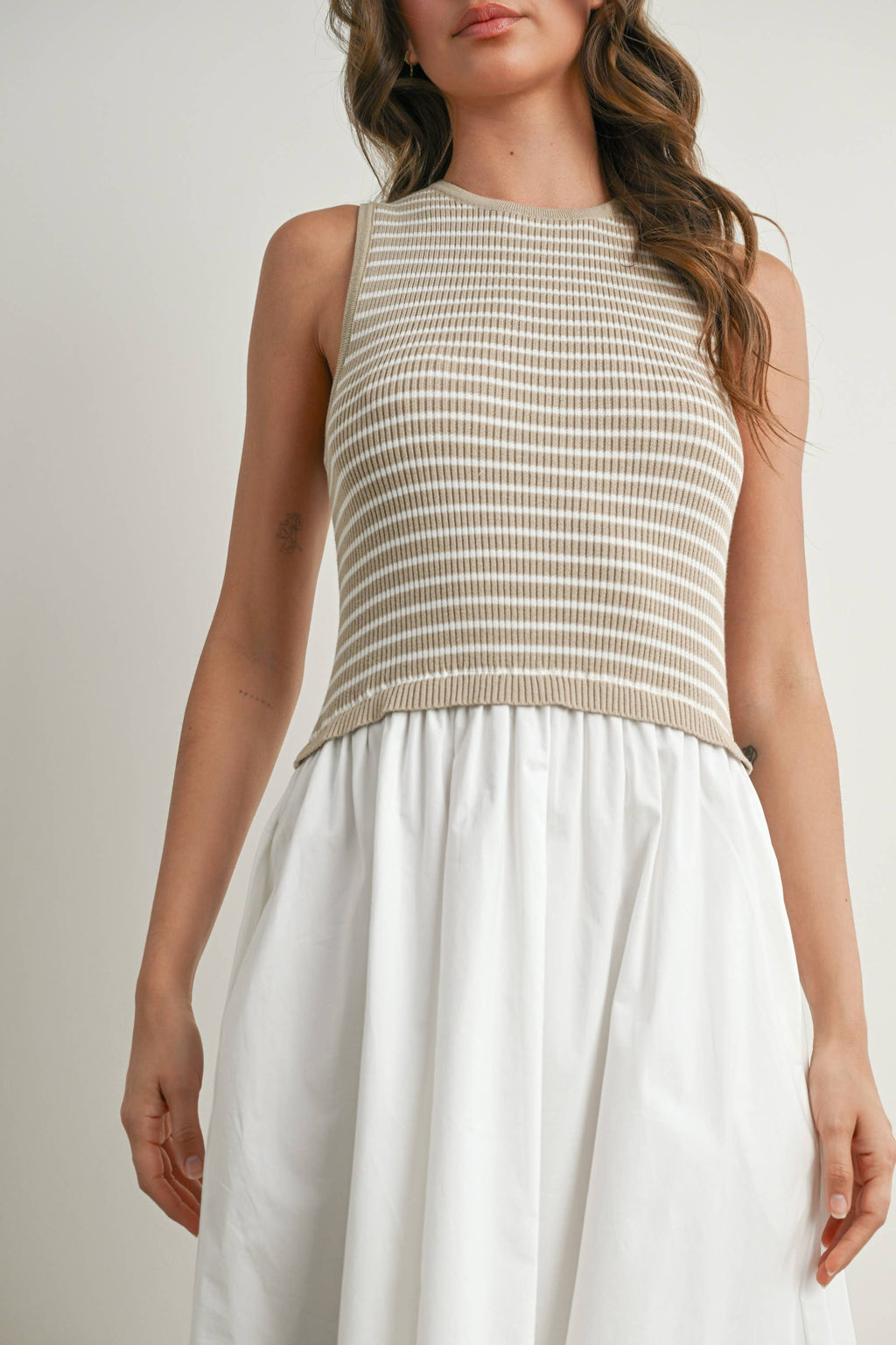 Striped Sleeveless Maxi Dress with Pockets - BMD7594: IVORY / IVORY