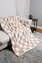 JCL4316 Super Lux Checkered Throw Blanket: Beige