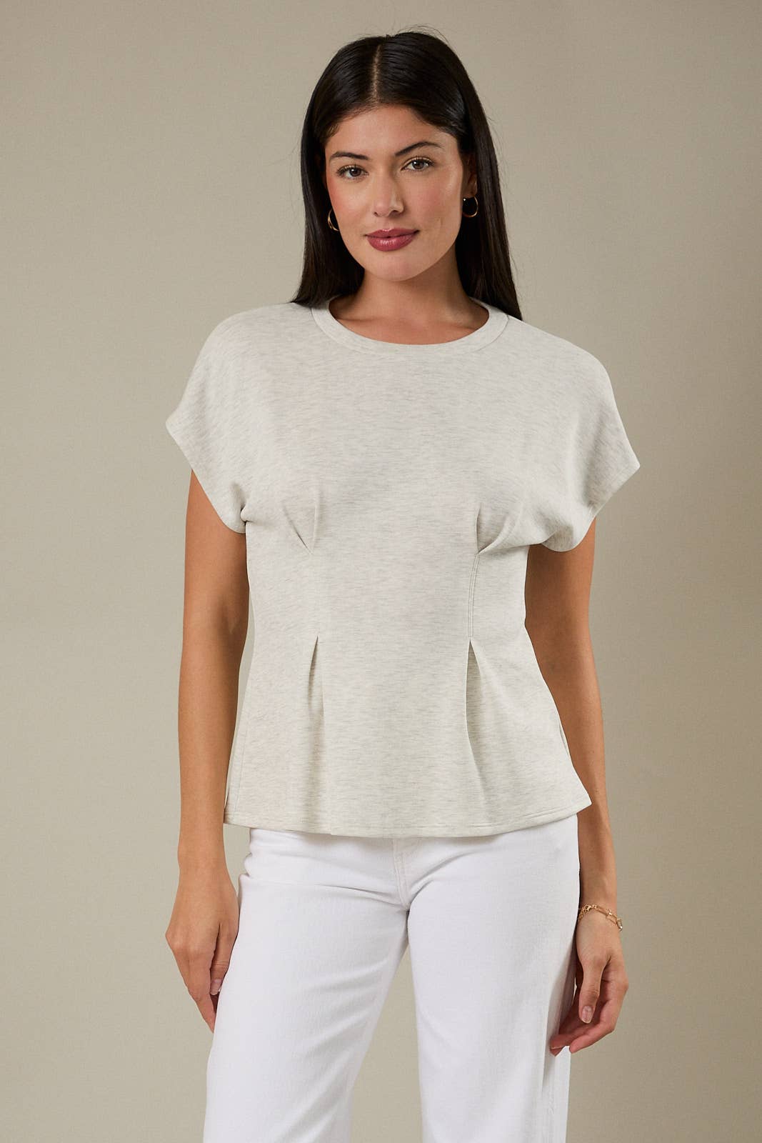 CREW NECK CAP SLEEVE PLEATED WAIST TOP: ASH GREY