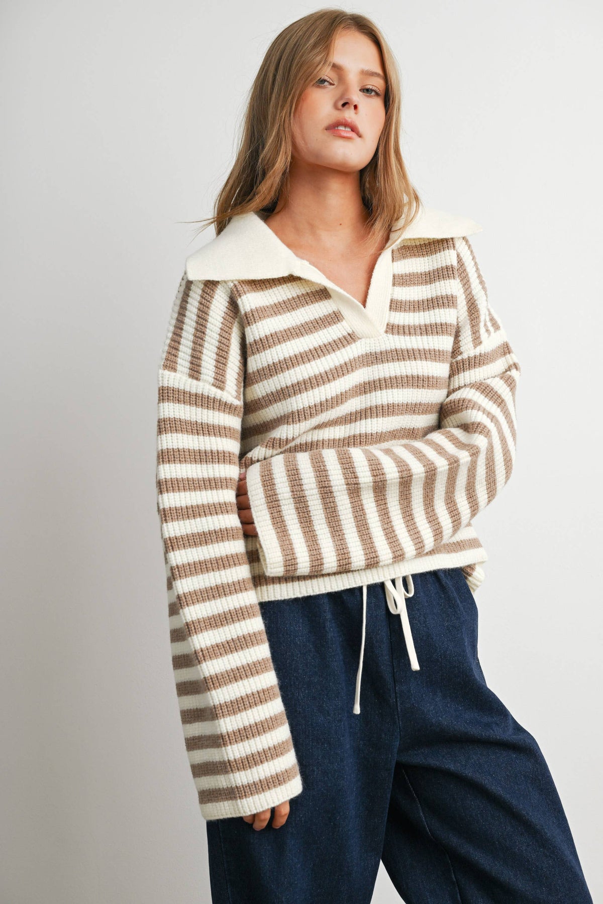 Striped Collared Knit Sweater-BMW8592: IVORY / TAUPE