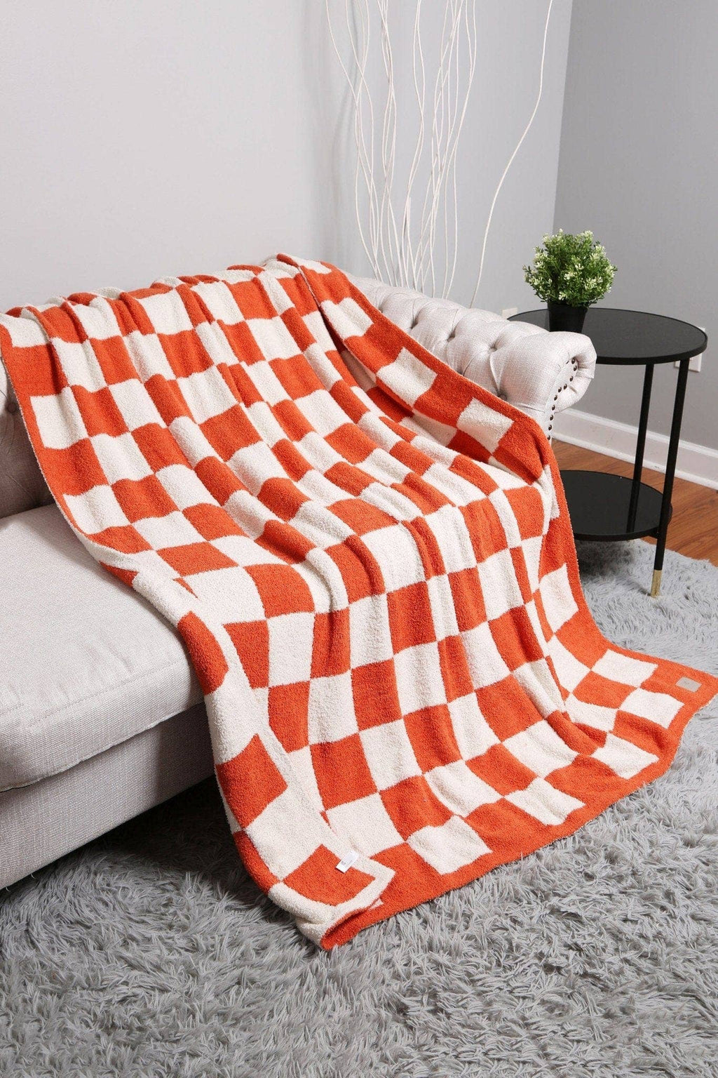 JCL4316 Super Lux Checkered Throw Blanket: Beige